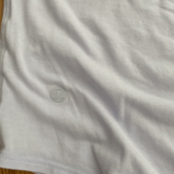 EUC Lululemon Love tank pleated 4 - Picture 4 of 4